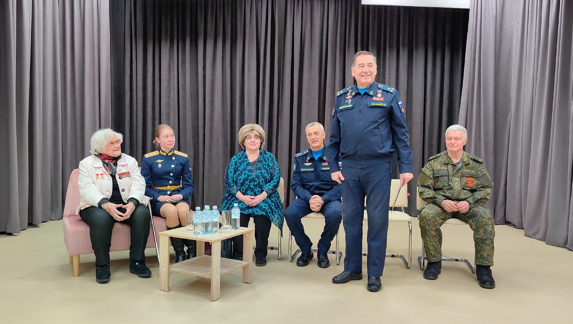 урок мужества, ветеран, герои россии, лётчик, День героев отечества,