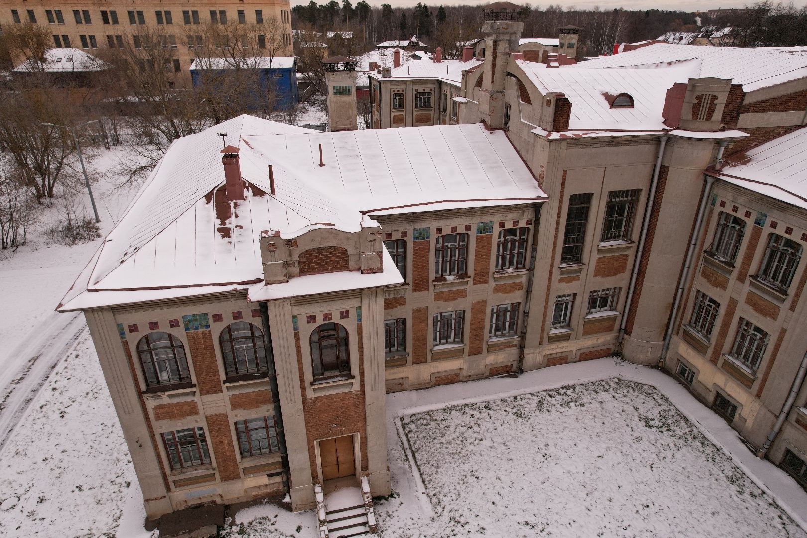 видео с коптера, школа, фильм,