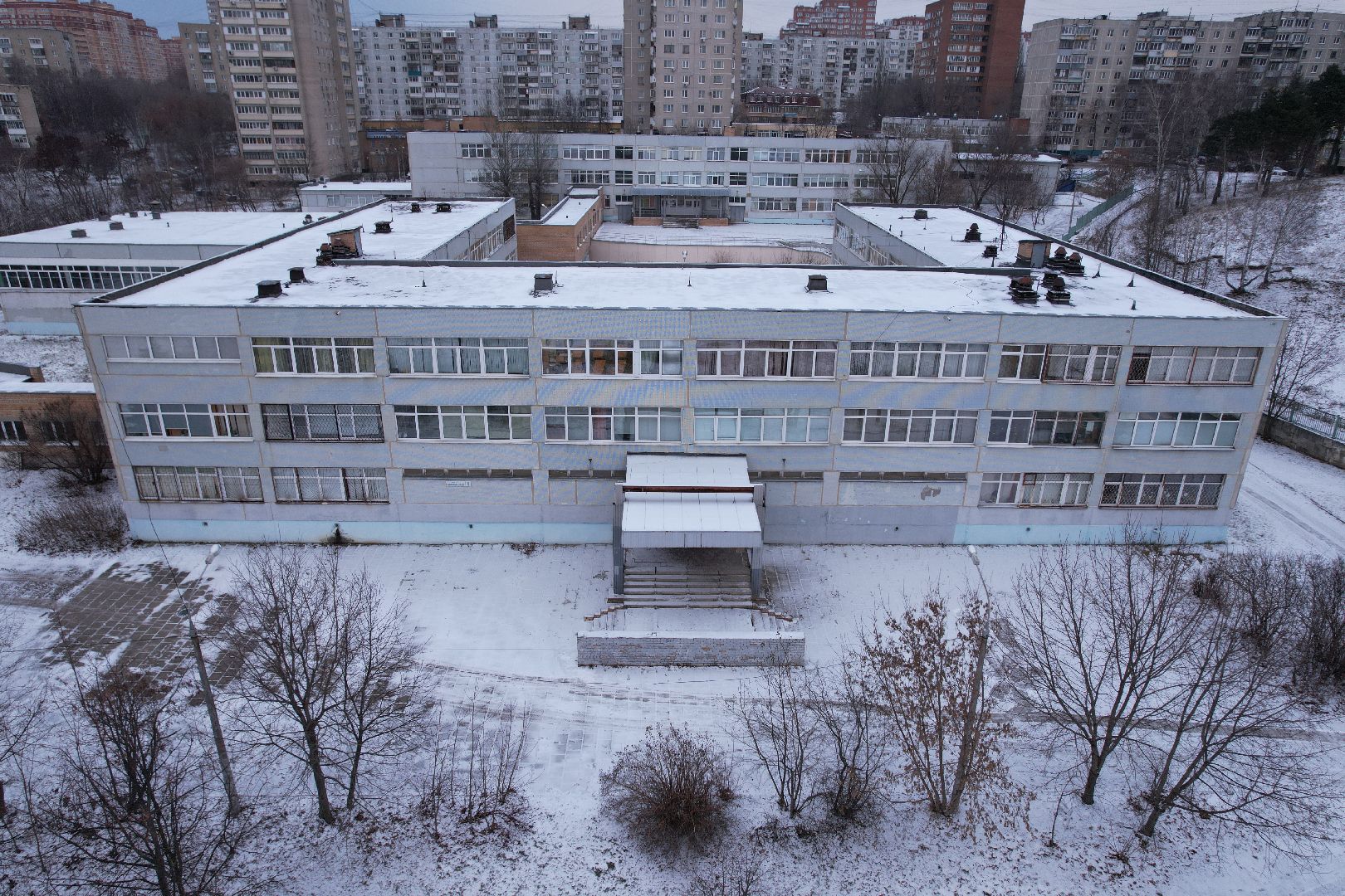 видео с коптера, дзержинский, школа,