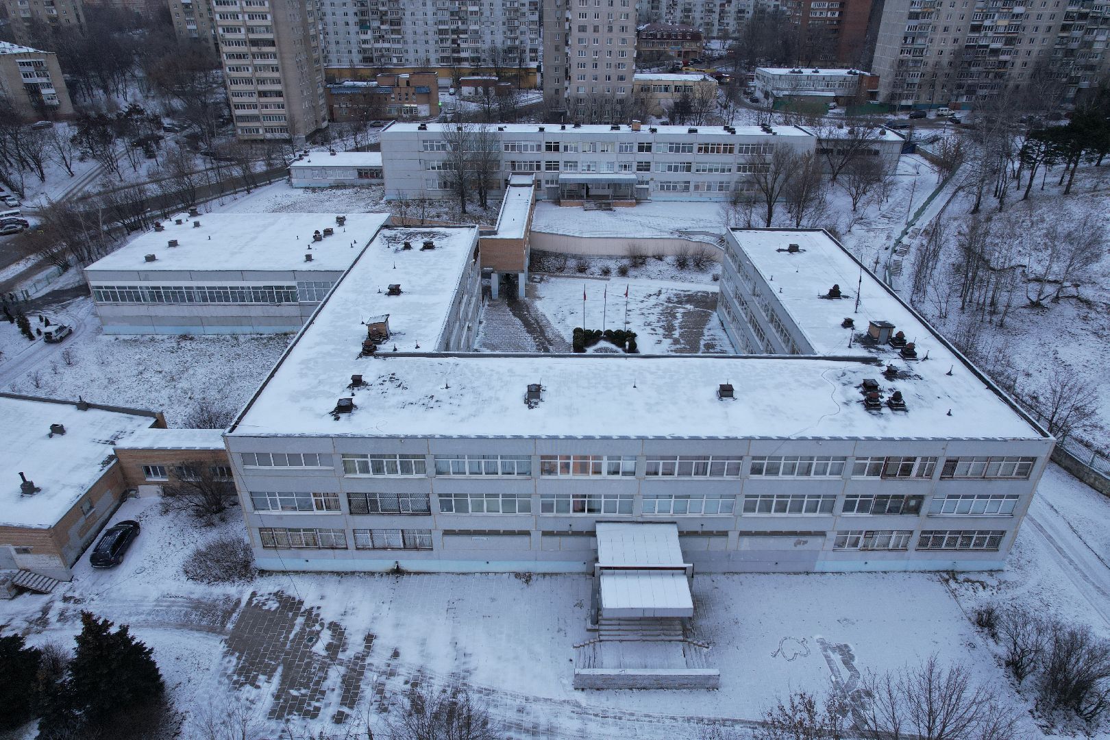 видео с коптера, дзержинский, школа,