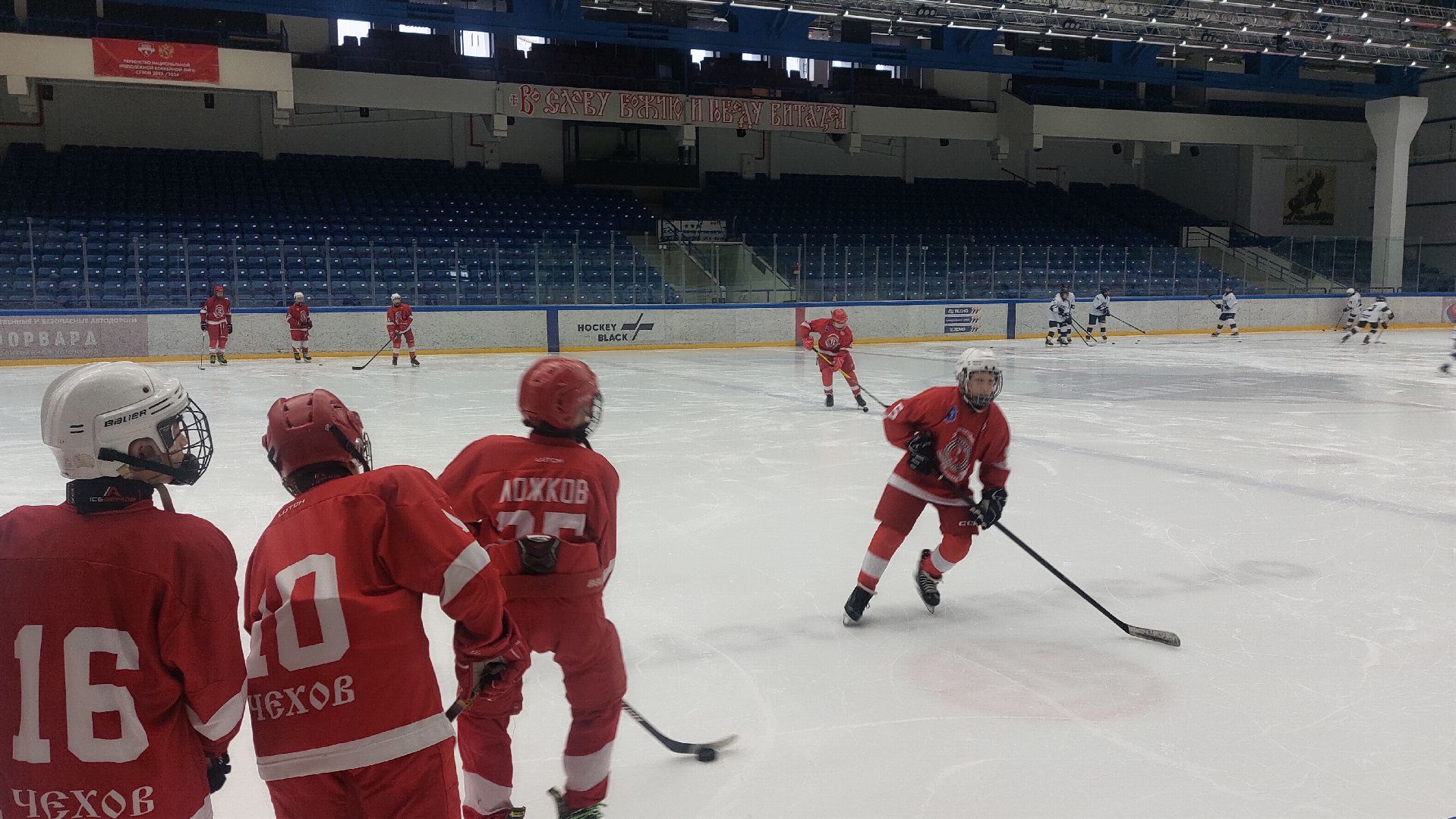 спорт подмосковья, хоккеисты, хоккейный сезон, первенство московской области, спортсмены,