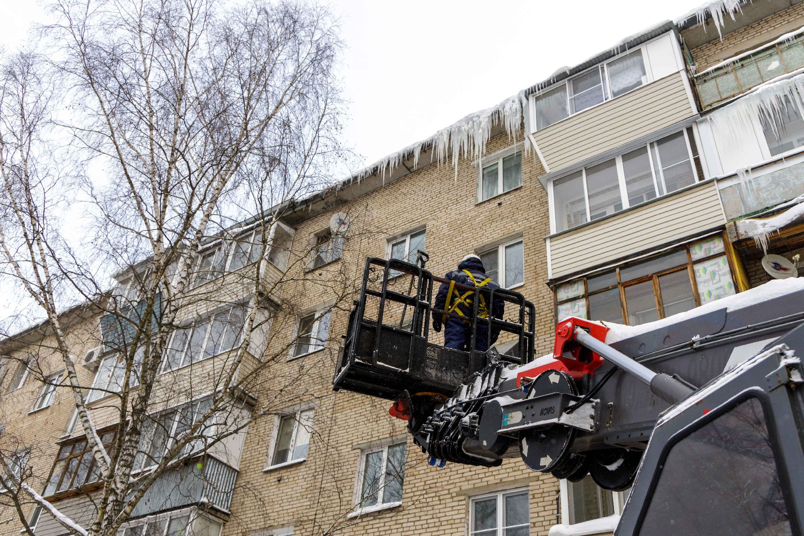 люберцы, управляющая компания, Борьба с сосульками,