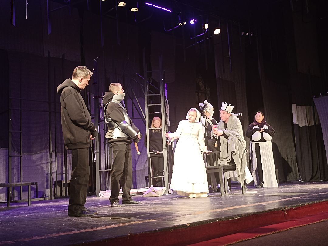 Серпухов, театр, премьера