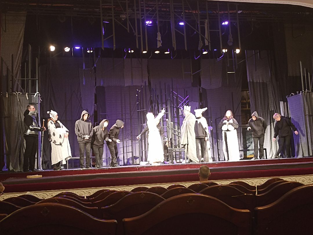 Серпухов, театр, премьера