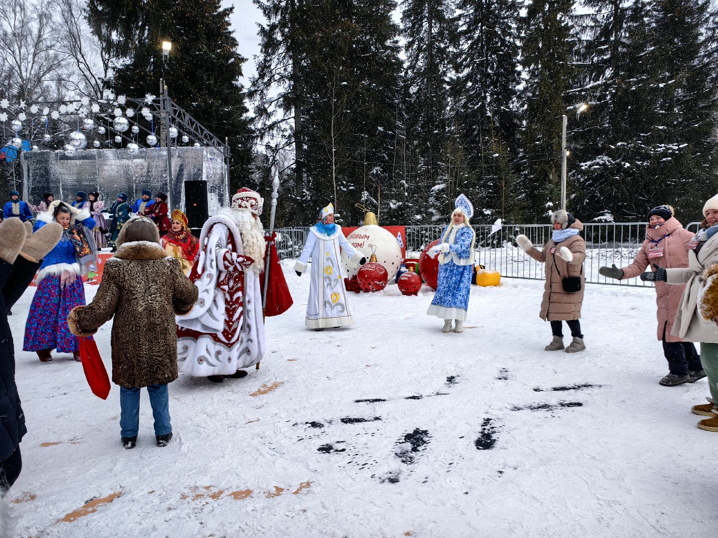 ель, Соборная площадь, главная ель страны, Дед Мороз, Снегурочка,