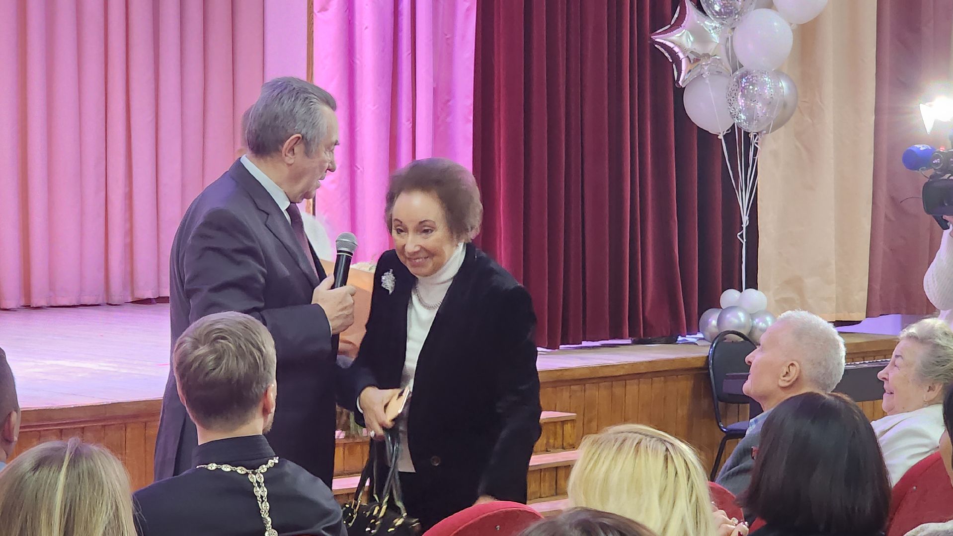 Подмосковье, Городской округ Пушкинский, Ивантеевка, образование, юбилей школы,