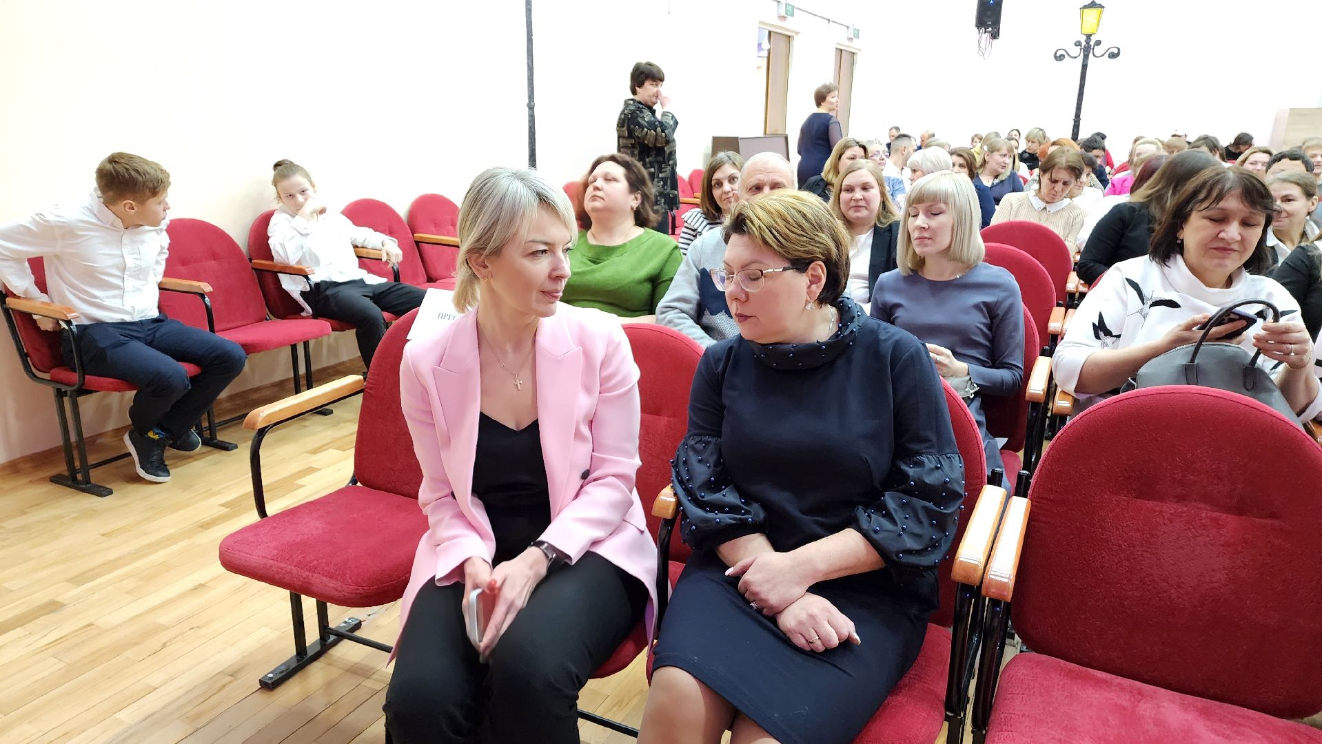 Подмосковье, Городской округ Пушкинский, Ивантеевка, образование, юбилей школы,