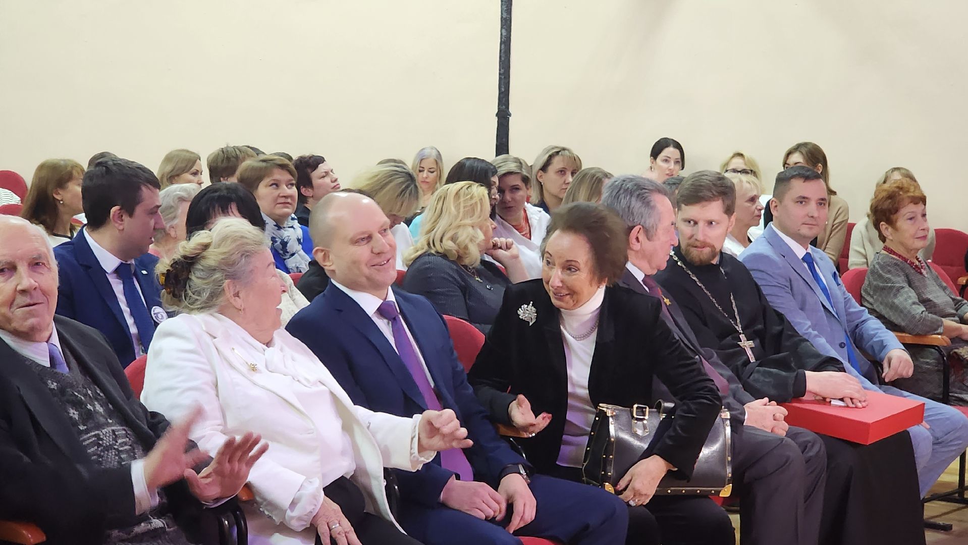 Подмосковье, Городской округ Пушкинский, Ивантеевка, образование, юбилей школы,