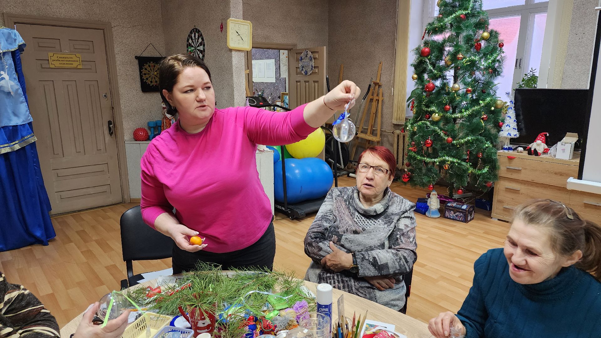 кашира, активное долголетие, новый год, мастер-класс, елочная игрушка, поделка, декор, зима в подмосковье,