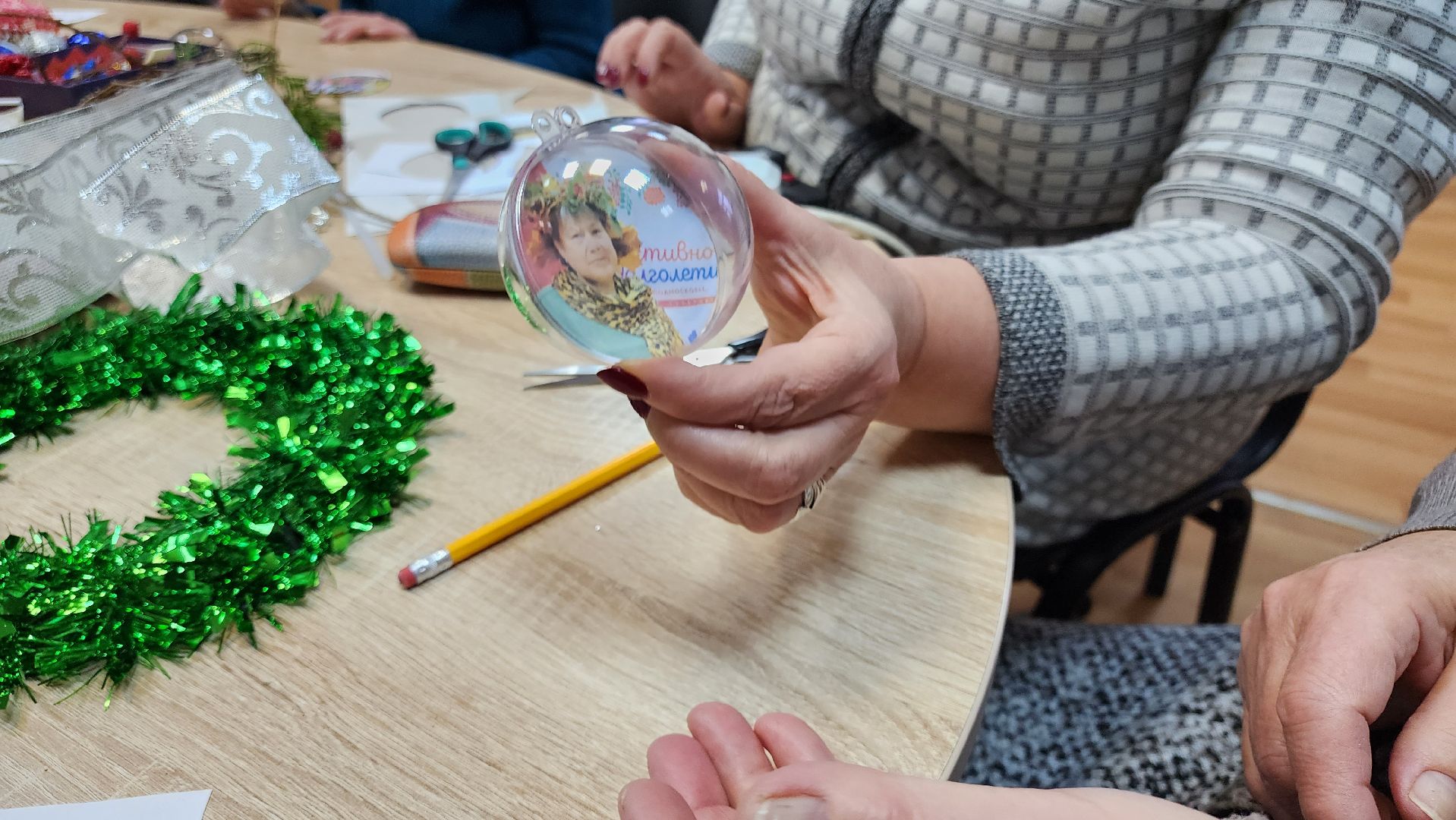 кашира, активное долголетие, новый год, мастер-класс, елочная игрушка, поделка, декор, зима в подмосковье,