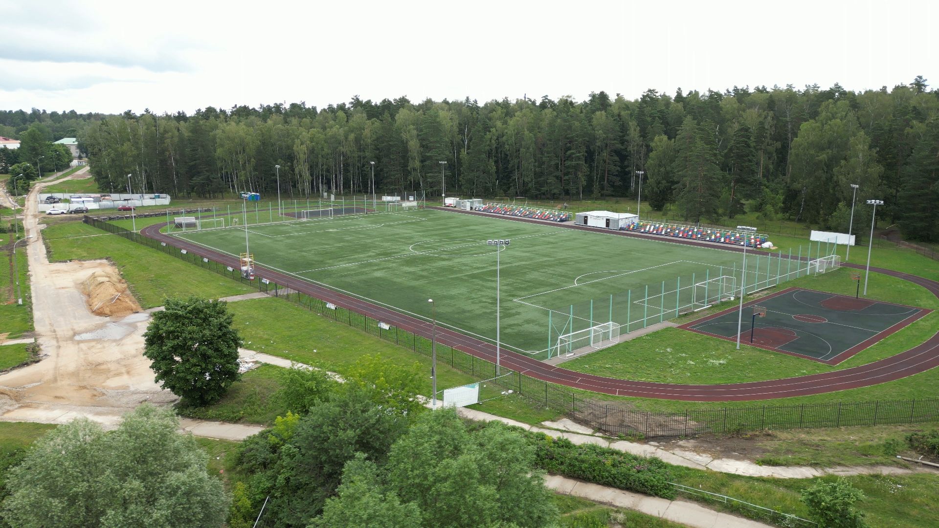 видео с коптера, спорт, черноголовка, благоустройство, строительство,