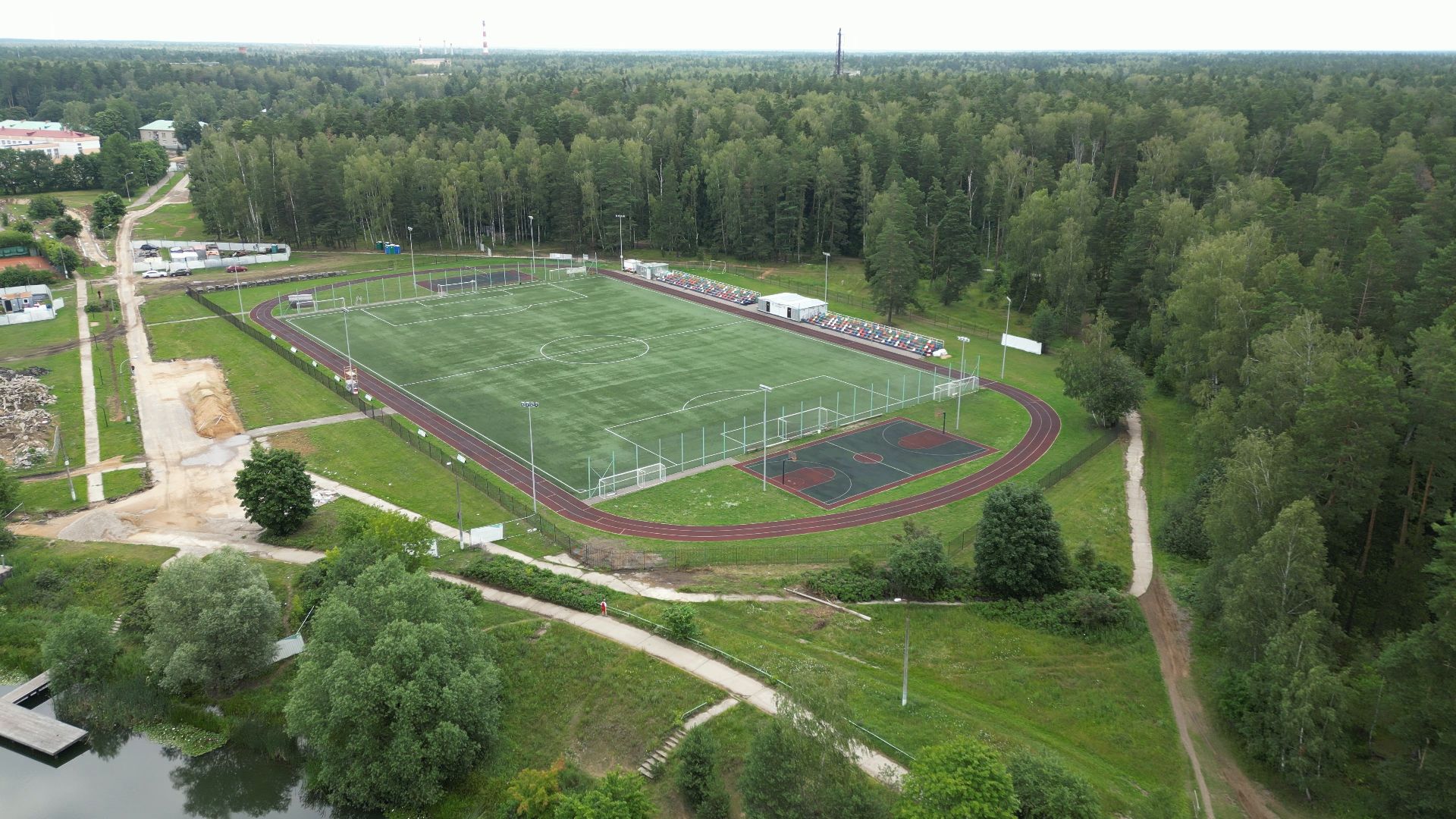 видео с коптера, спорт, черноголовка, благоустройство, строительство,