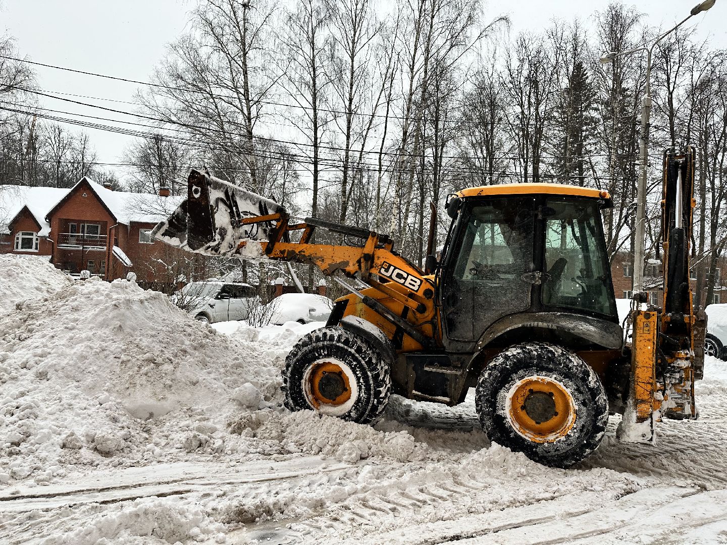 уборка дворов, уборка общественных территорий, снегоуборочная техника, наро-фоминск,