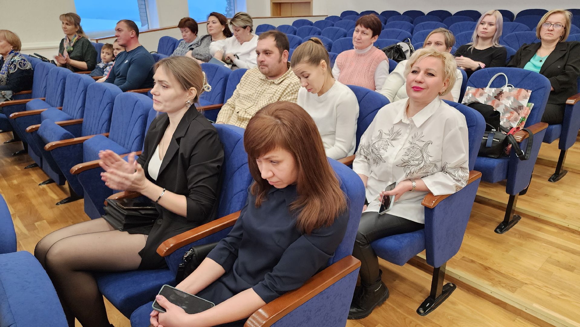 кашира, стипендия главы, одаренные дети, спортсмены, отличники, бокс, культура, школьники,