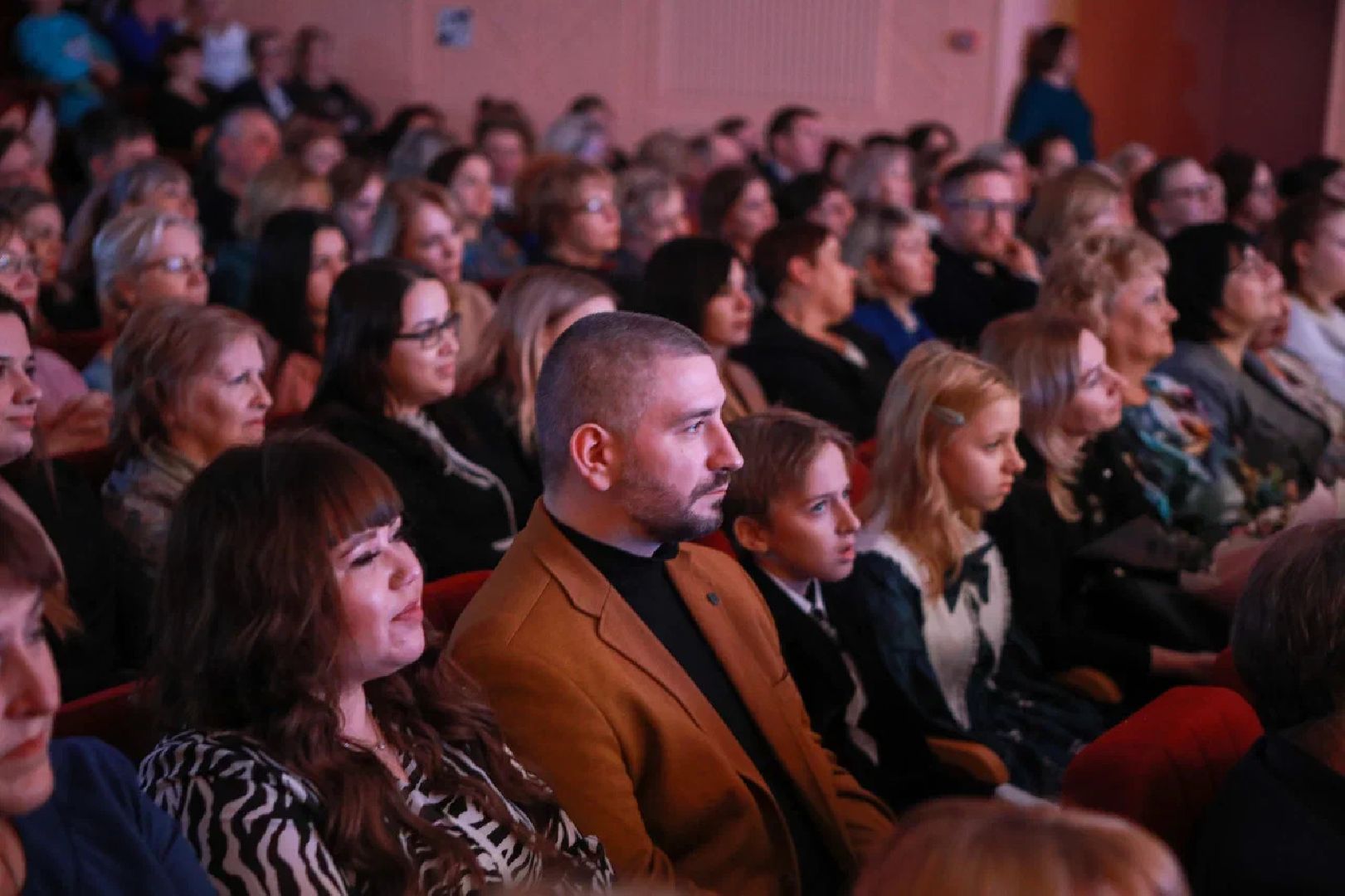 педагог года, воспитатель, учитель, награждение, глава администрации, орехово-зуево,