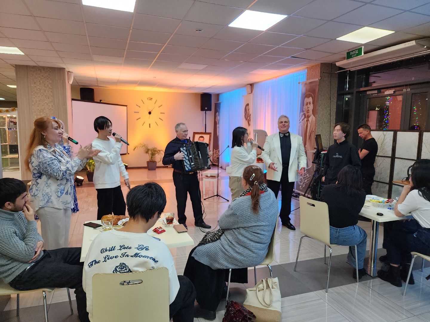 Китай, Россия, дружба народов, культурный обмен, студенты, КДЦ имени Кобзона, Катюша, Рахманинов, Глинка, Культура и туризм в Подмосковье, Одинцово, село Успенское,