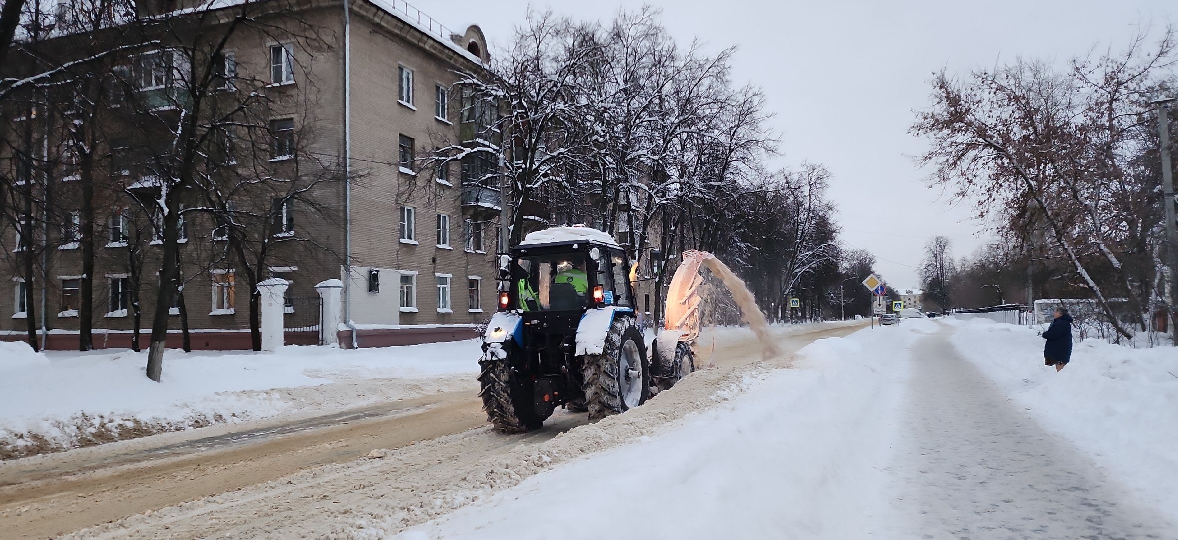 электросталь, жкх, жкх; дороги; инвалиды; решения вопросов; депутаты, снегопад, снегоуборка, снегоуборочная техника, благоуйстройство, вывоз снега,