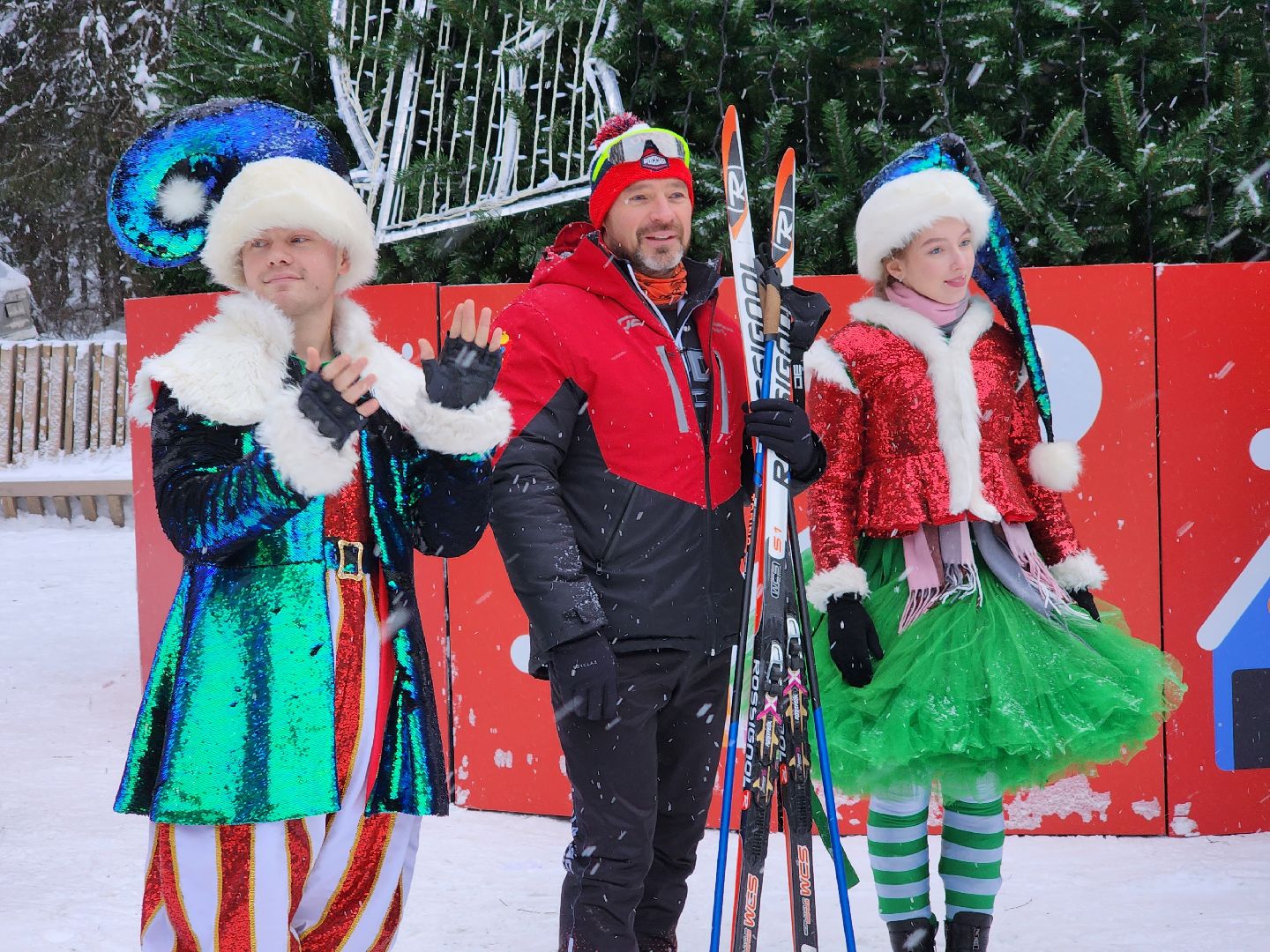 Лес, Парк, Лыжи, лыжная трасса, соревнования, зажжение елки,