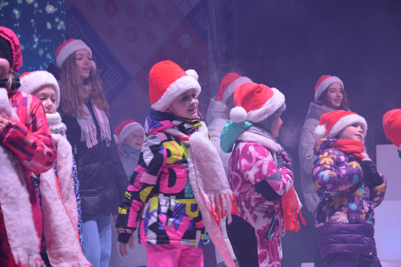 новый год 2024, шатура, елки, елка, церемония зажжения новогодней елки, рождество,