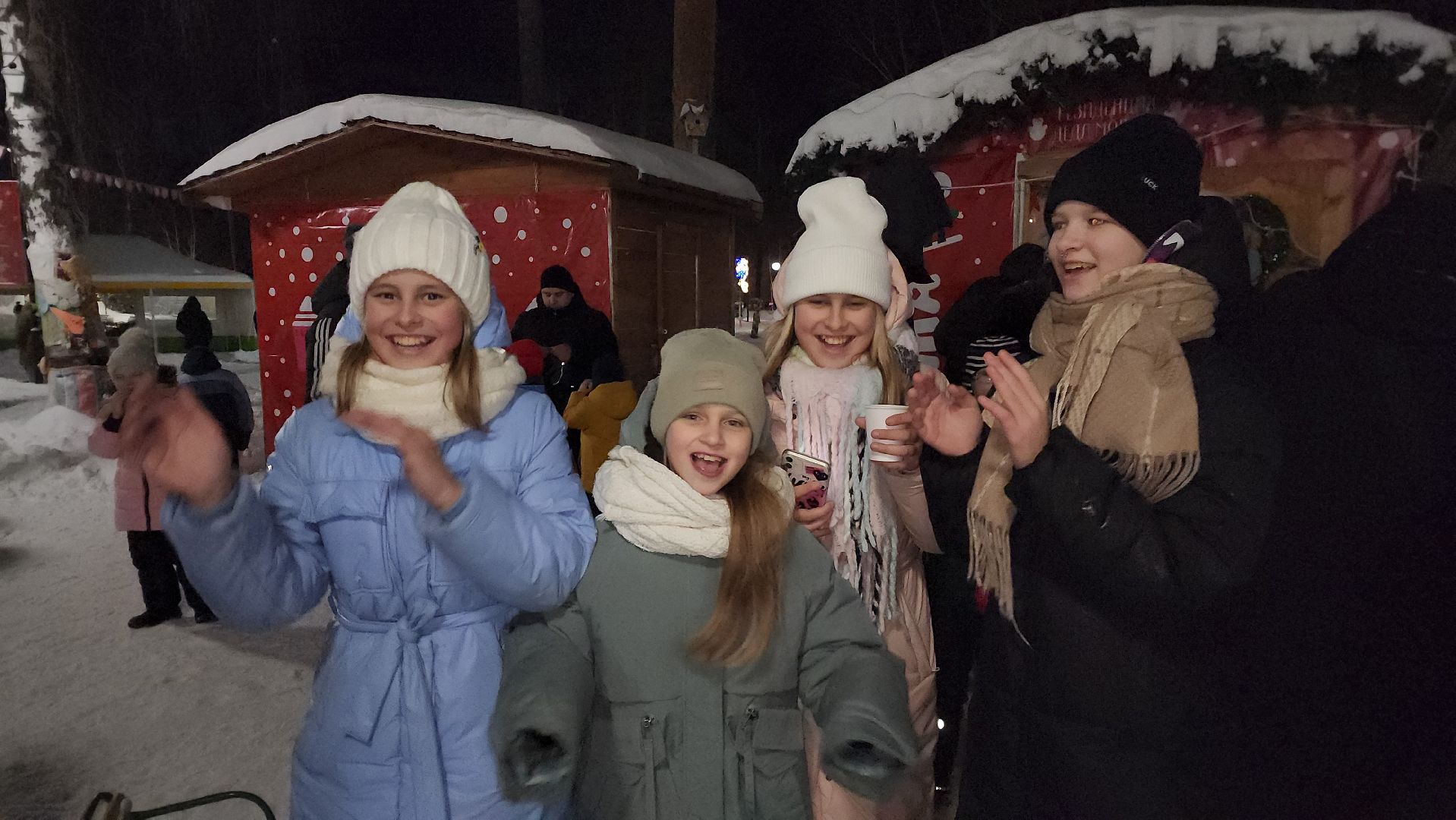 новый год 2024, шатура, елки, елка, церемония зажжения новогодней елки, рождество,