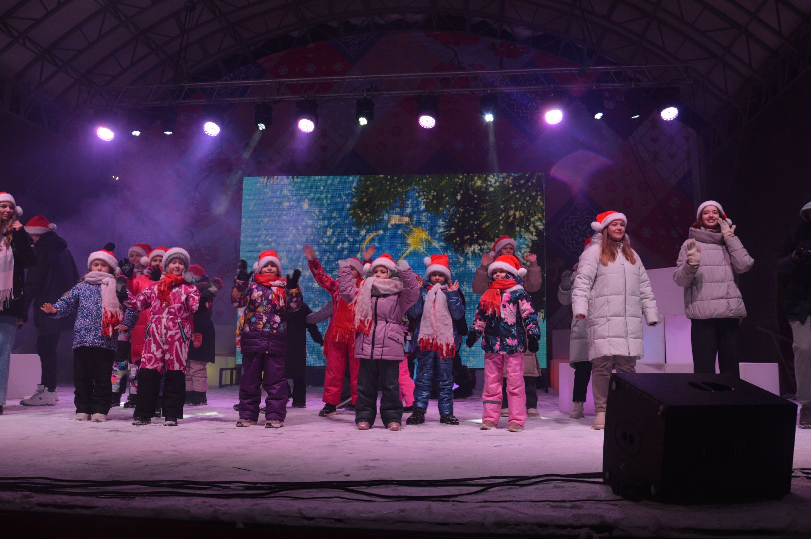 новый год 2024, шатура, елки, елка, церемония зажжения новогодней елки, рождество,