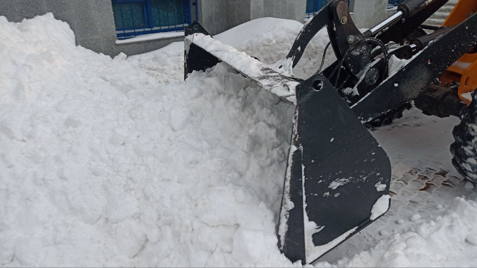 Реутов, жкх, снегопад, циклон Ваня, уборка дорог, тротуары,