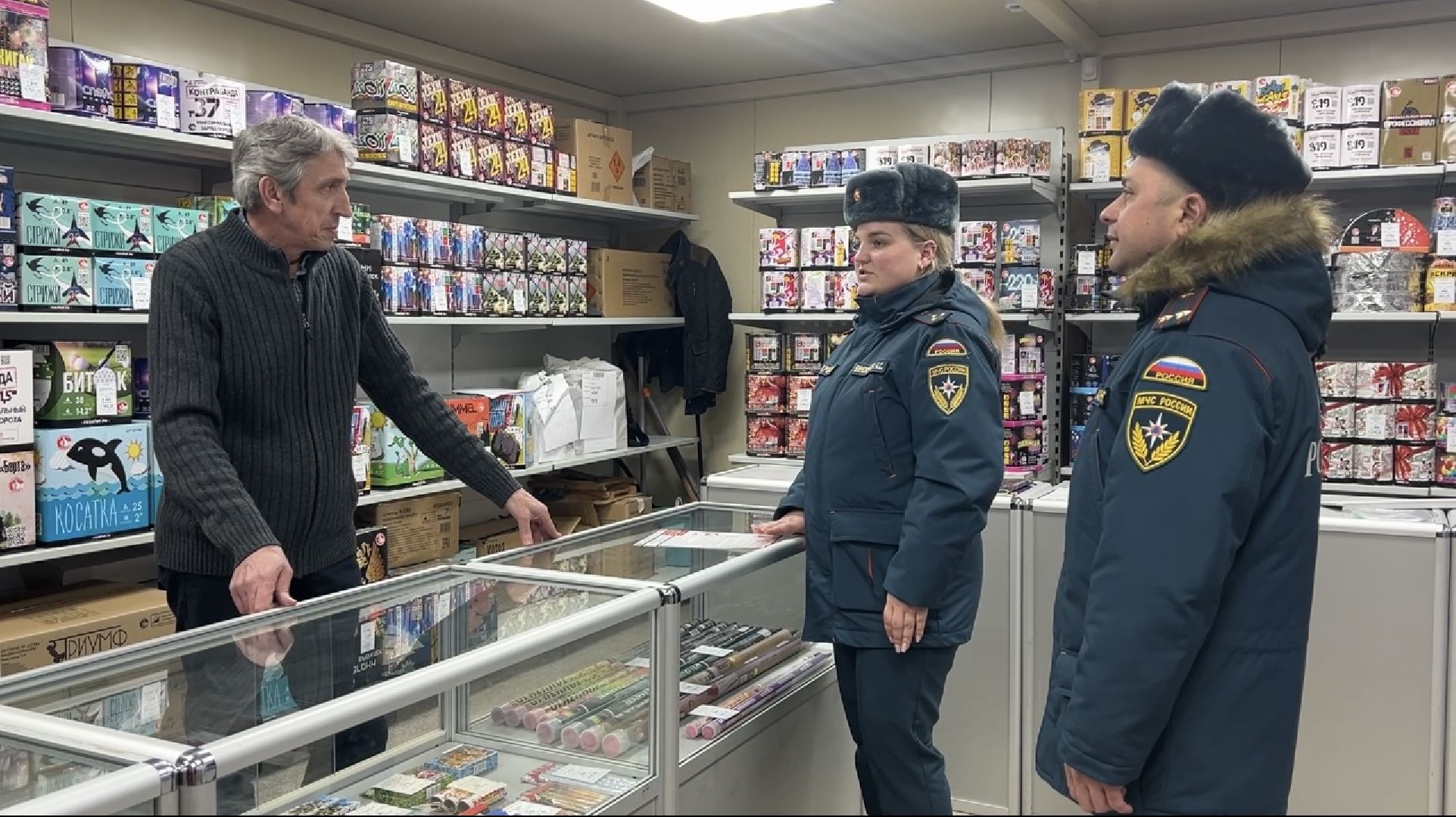 химки, общество, пожарная безопасность, новый год, пиротехника, салют,