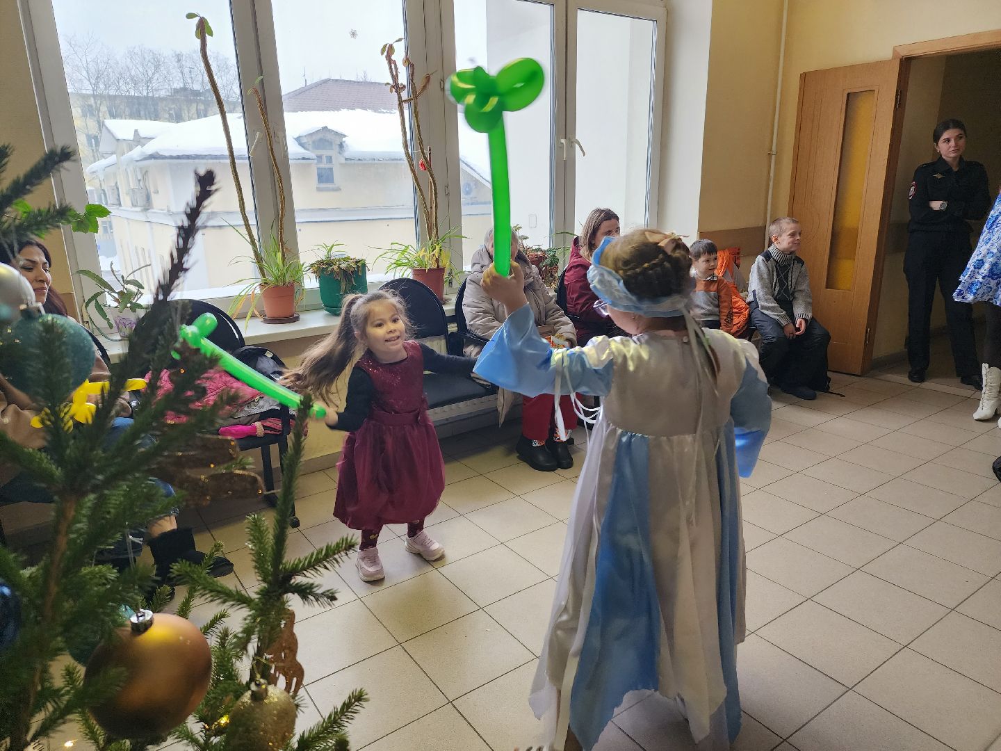 ёлка, дети, полиция,