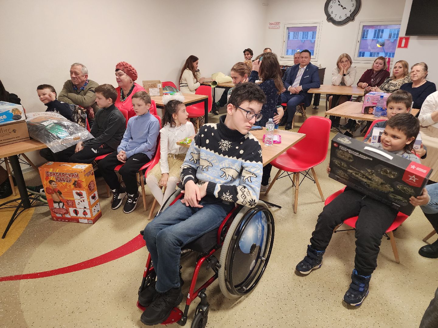 Красногорск, Дети, елка желаний, благотворительность,