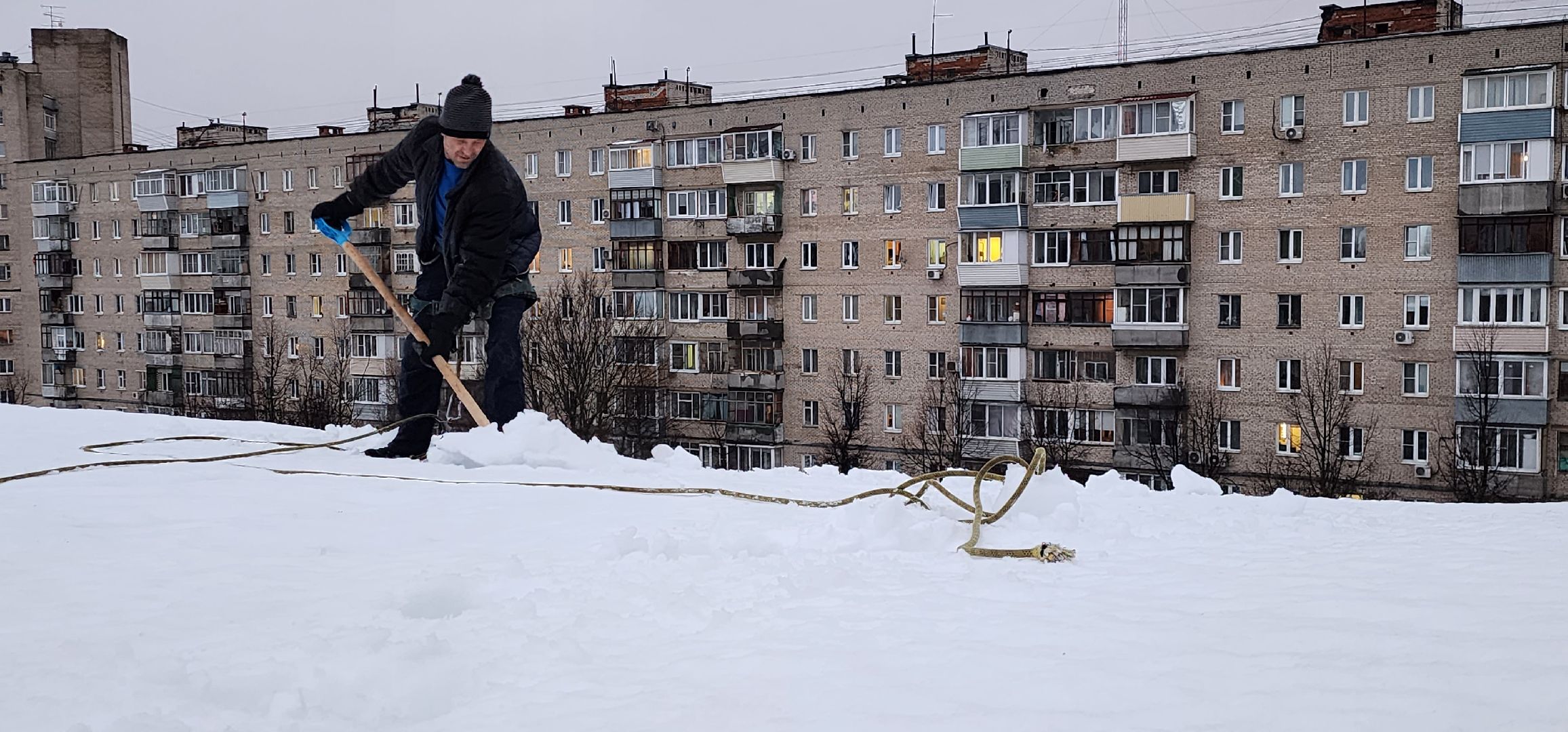 сосульки на крышах, протечка крыш, промышленные альпинисты, Домодедово Жилсервис,