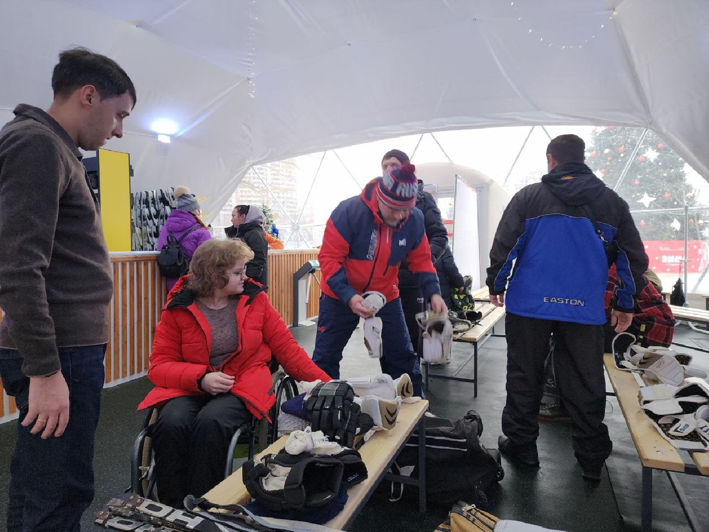 мытищи, следж-хоккей, Социальный проект, социальный проект Каток доступный для всех, дети с овз, инвалиды, Алексей Савлуков, зима в подмосковье,