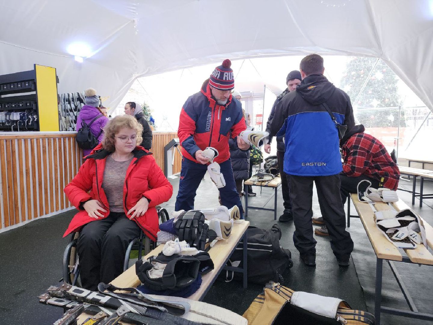 мытищи, следж-хоккей, Социальный проект, социальный проект Каток доступный для всех, дети с овз, инвалиды, Алексей Савлуков, зима в подмосковье,