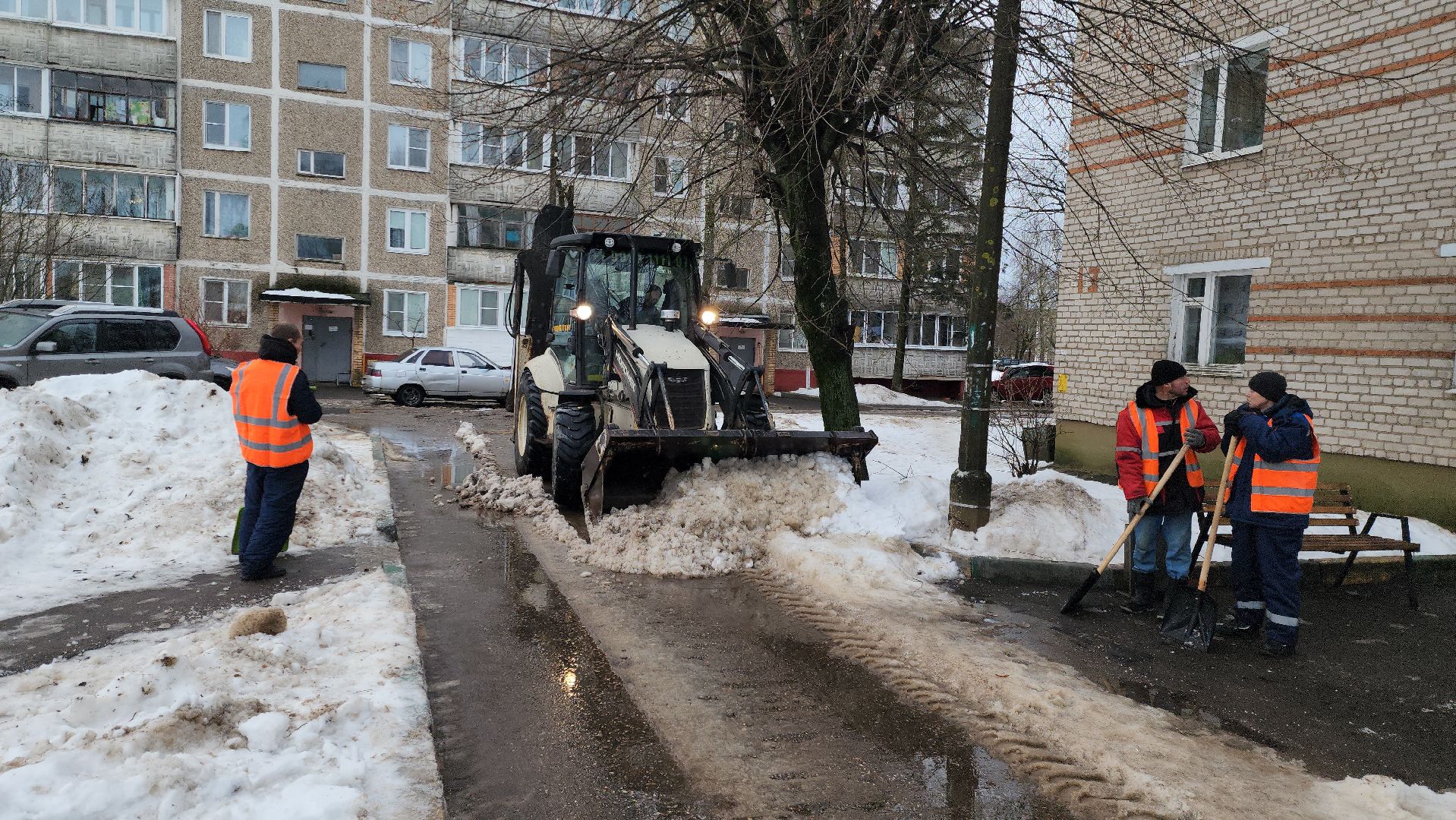 коммунальная техника, коммунальные служба, снегопад ваня, руза, рузский городской округ, московская область, подмосковье,