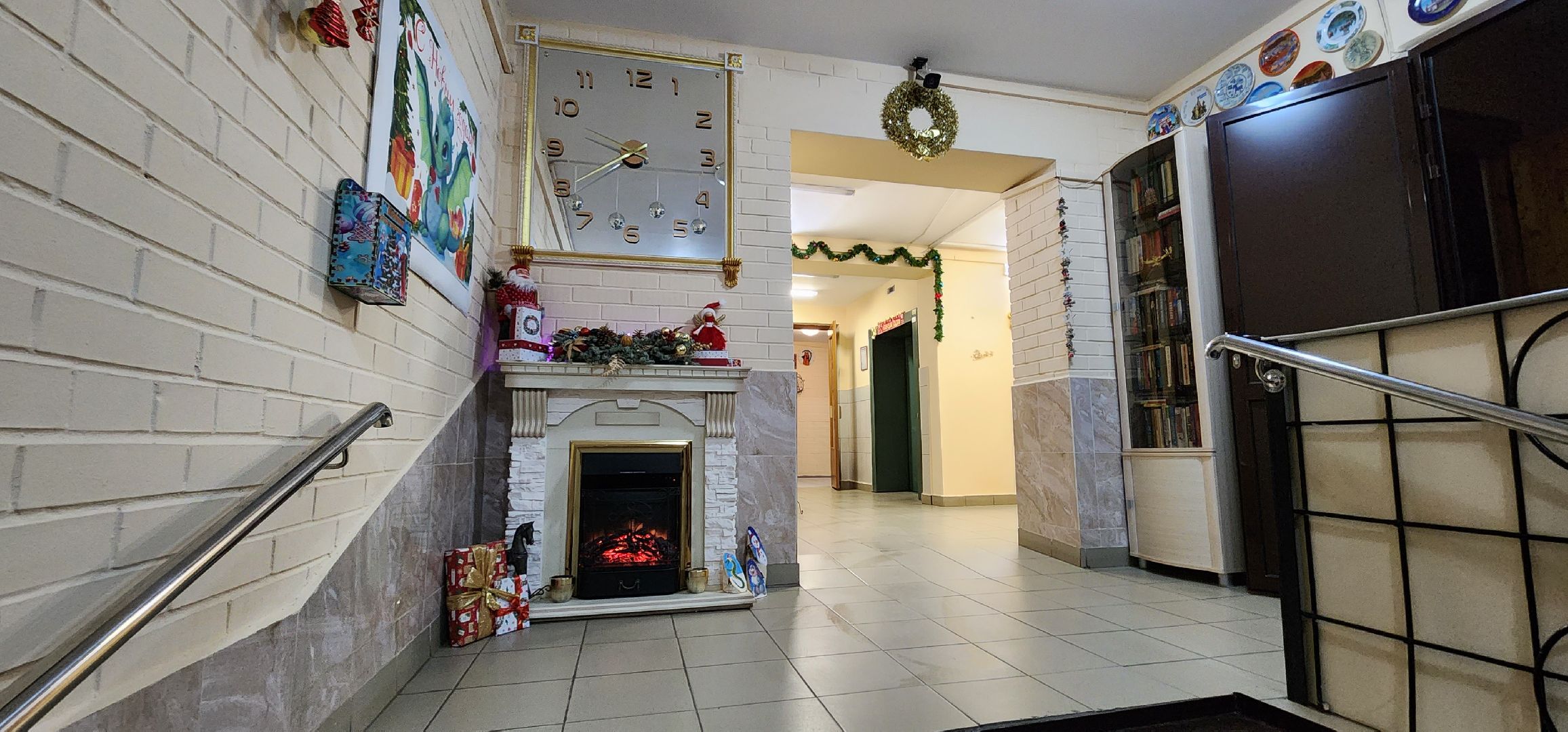 новогодний подъезд, праздничное настроение, Домодедово,