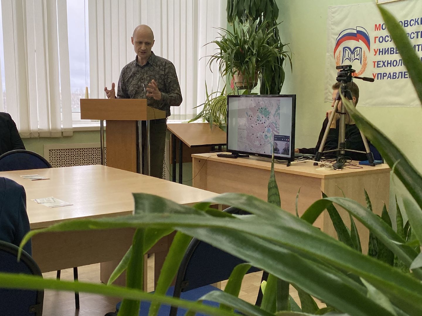 волоколамск, краеведение, история, образование, университет, круглый стол, обсуждение,