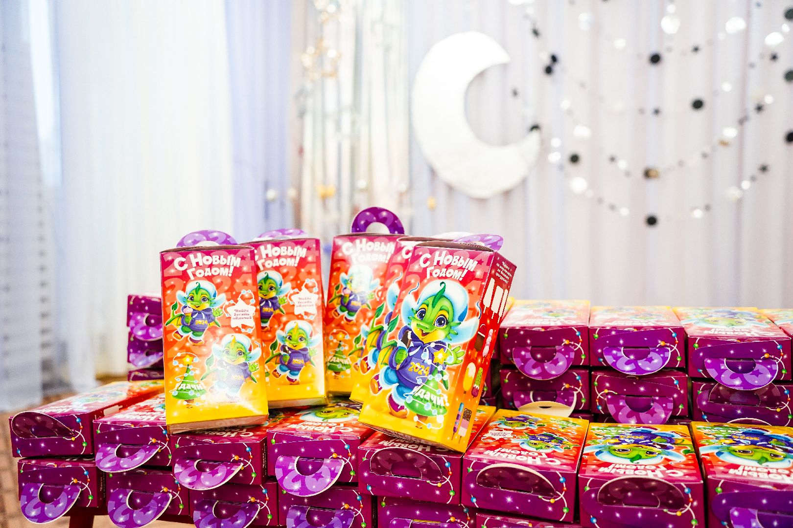 Рошаль, Большая Шатура, новый год, подарки главы, Рождество,