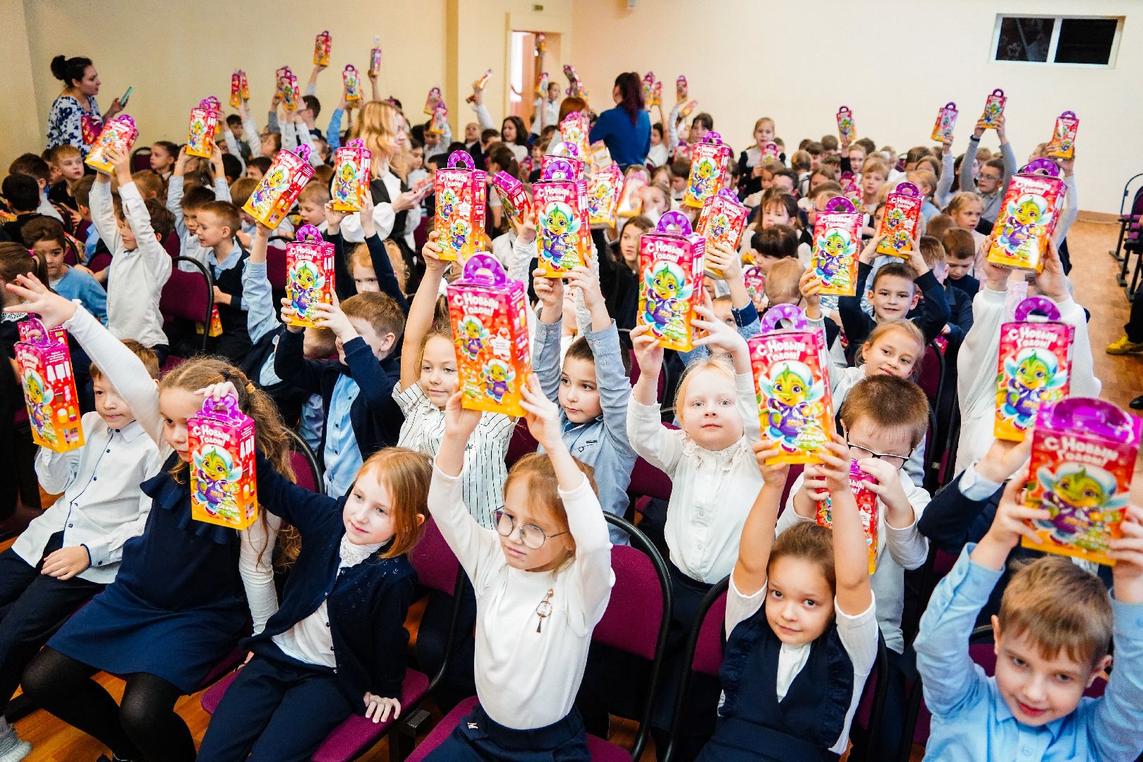 Рошаль, Большая Шатура, новый год, подарки главы, Рождество,