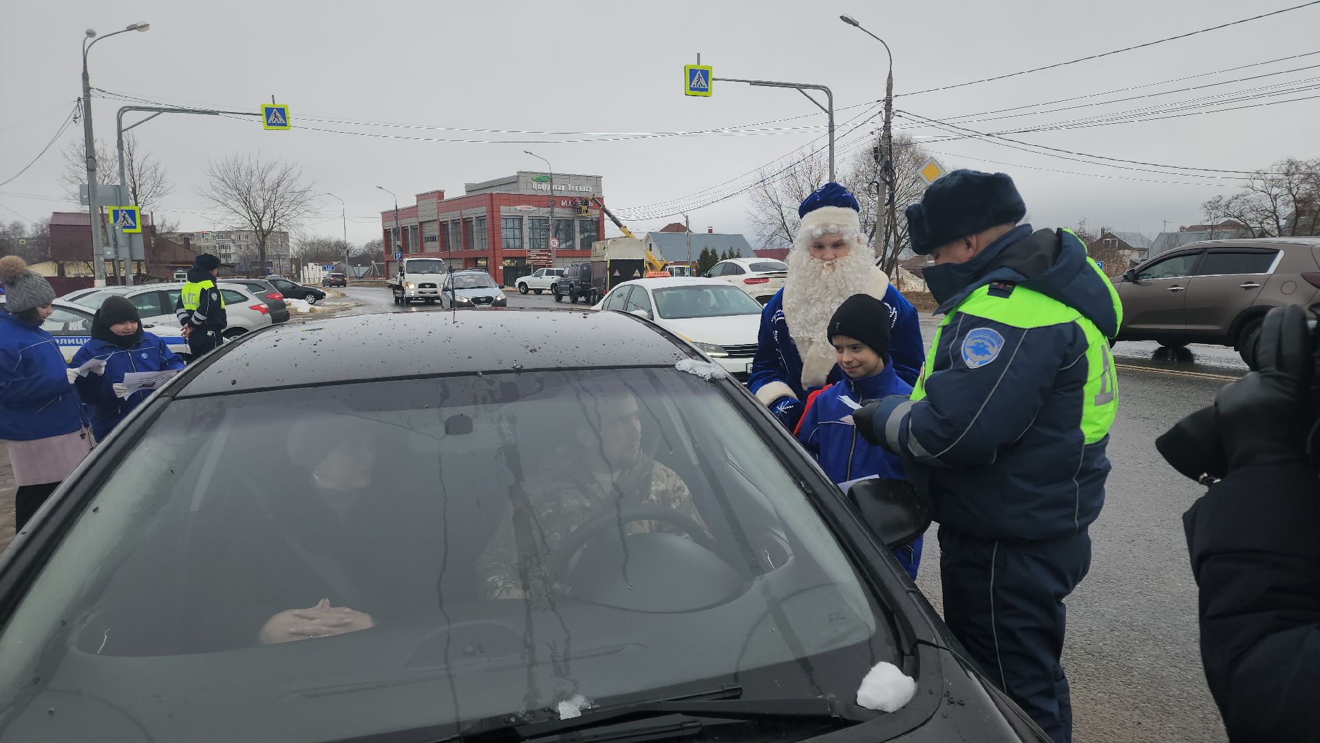 кашира, гаи, новогодняя акция, юид, безопасность дорожного движения, письмо водителю, мандарины,