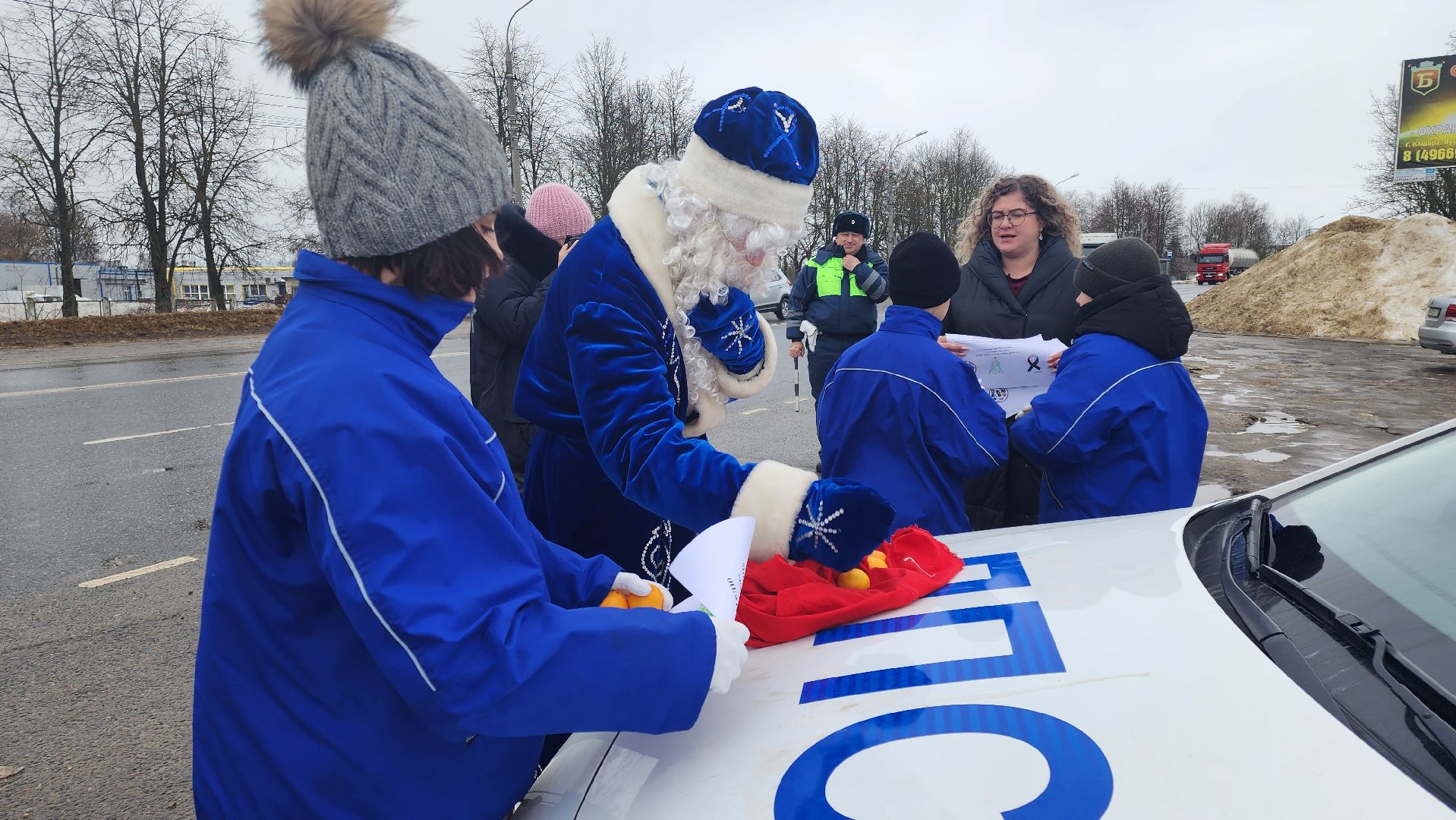 кашира, гаи, новогодняя акция, юид, безопасность дорожного движения, письмо водителю, мандарины,
