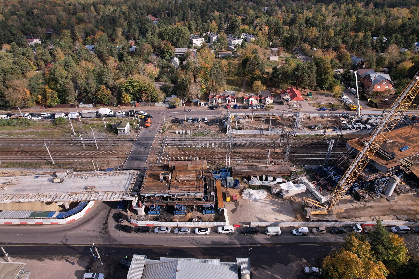 видео с коптера, дорога, путепровод,