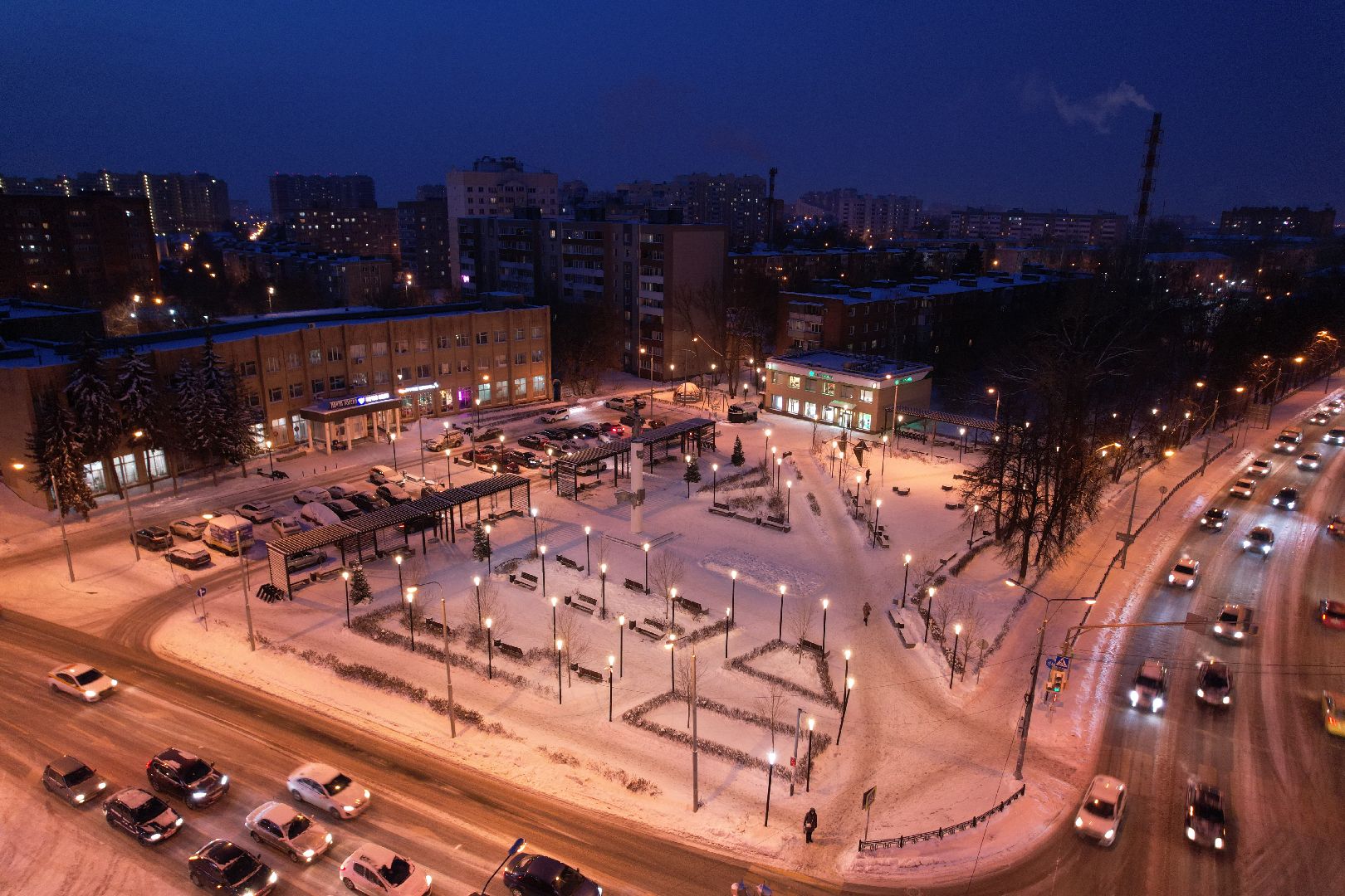 видео с коптера, сквер, новый год,