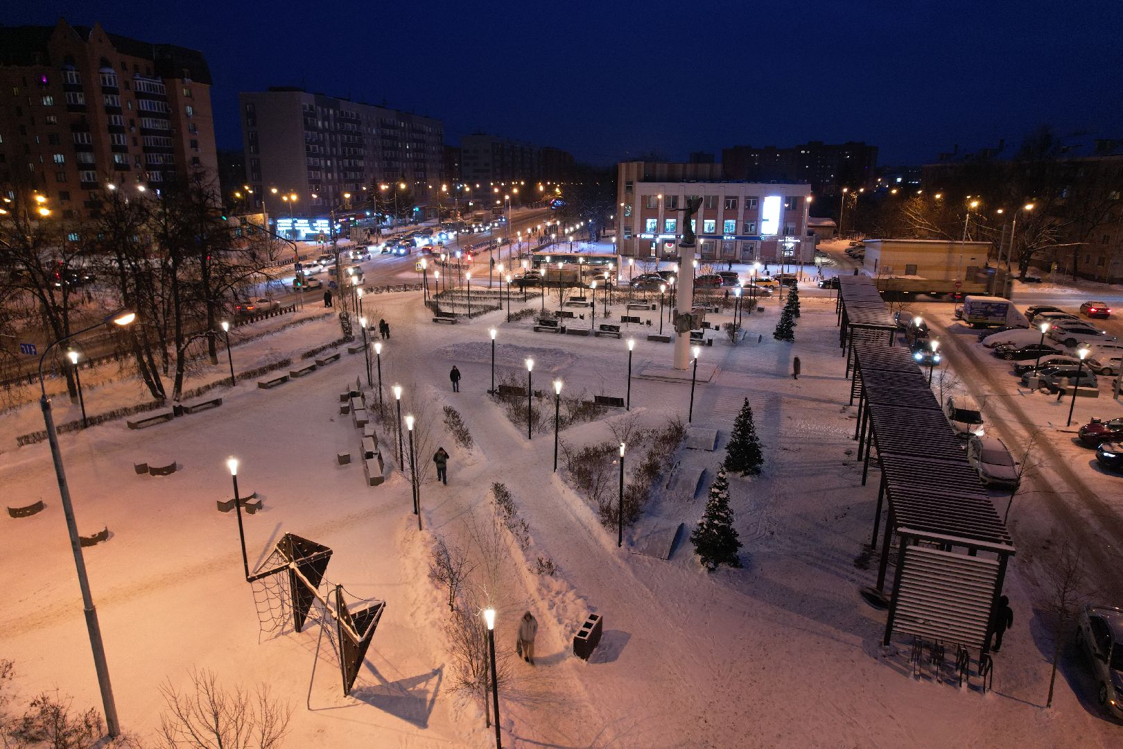 видео с коптера, сквер, новый год,