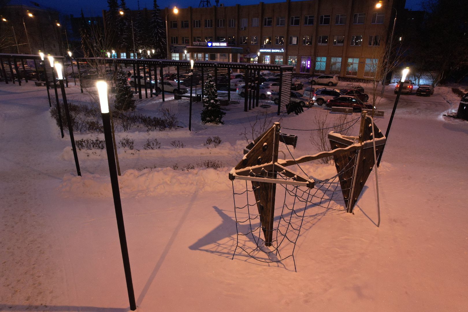 видео с коптера, сквер, новый год,