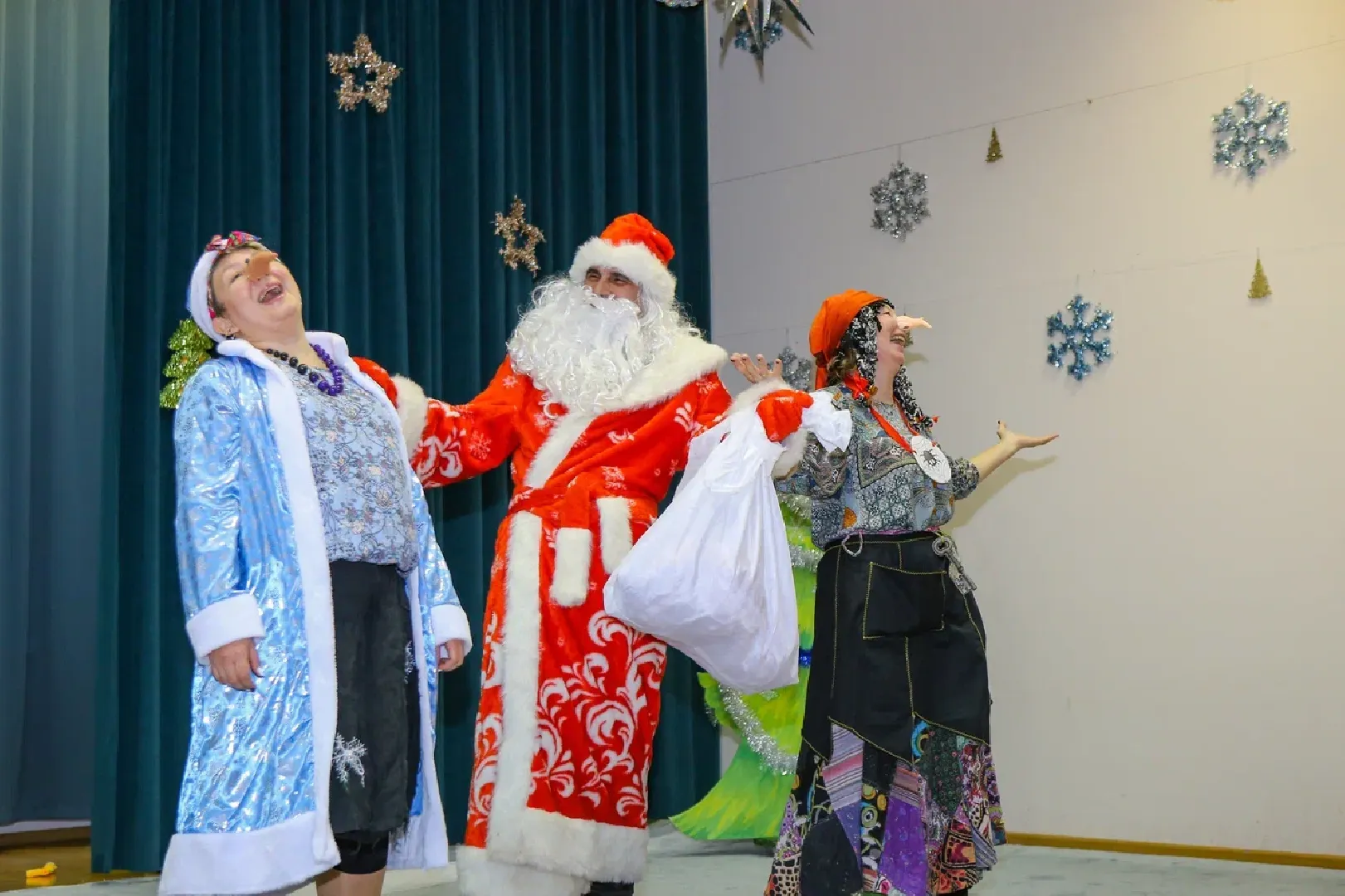 химки, культура, новый год, спектакль, дети с овз,