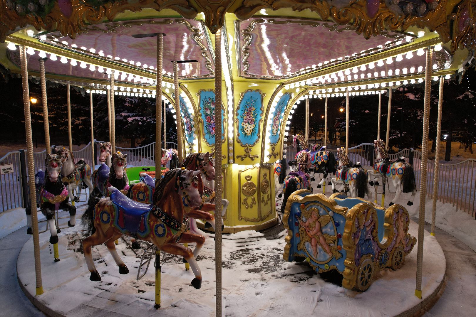 видео с коптера, зима, парк, сквер,