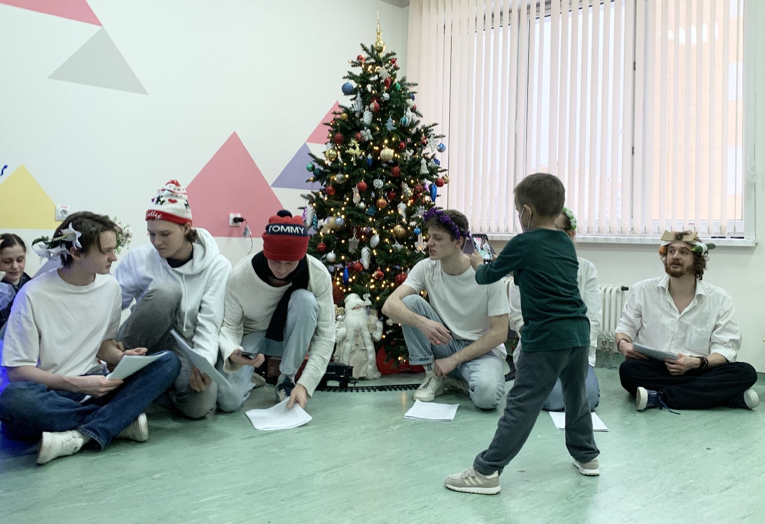 Балашиха, Подмосковье, Медицина, московский областной онкодиспансер, рак, Онкология, Евгения Дмитриева, Новогодний спектакль, Елки,