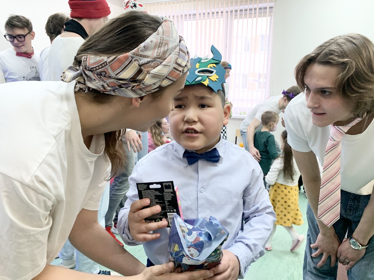 Балашиха, Подмосковье, Медицина, московский областной онкодиспансер, рак, Онкология, Евгения Дмитриева, Новогодний спектакль, Елки,