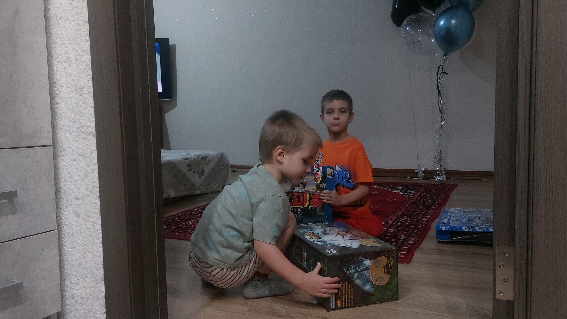 Губернатор, Участники СВО, многодетная семья, подарки бойцам,