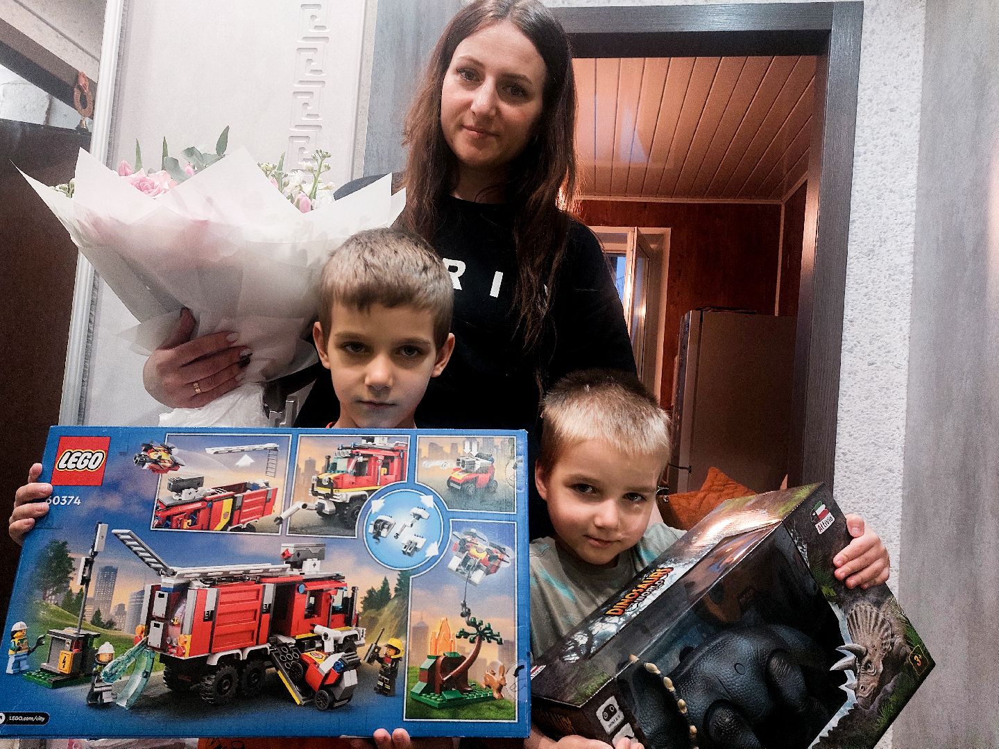 Губернатор, Участники СВО, многодетная семья, подарки бойцам,