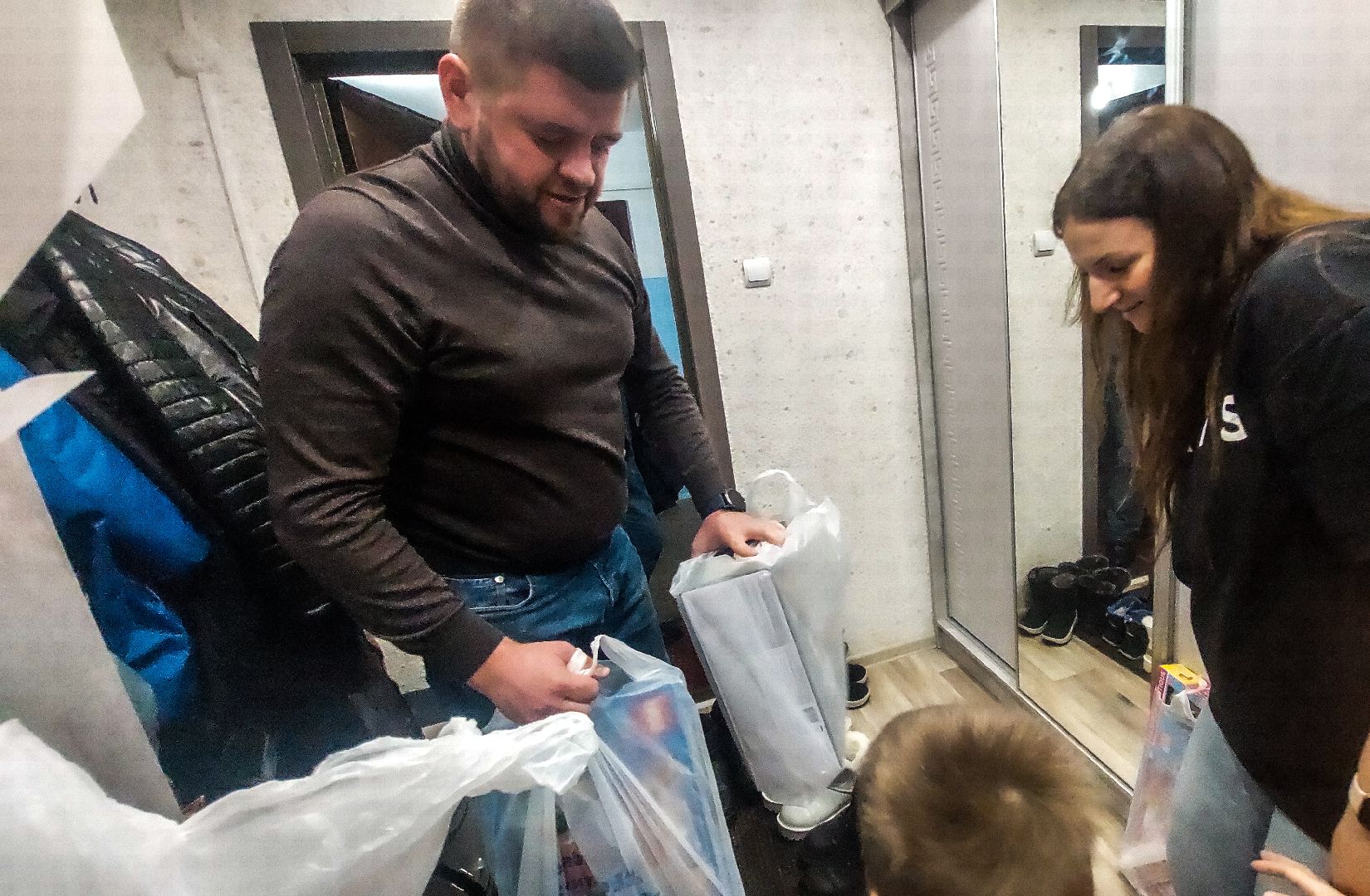 Губернатор, Участники СВО, многодетная семья, подарки бойцам,